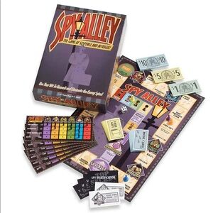 Spy Alley Mensa Award Winning Family Strategy Board Game